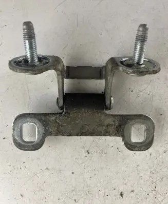 Jeep Patriot Tailgate/trunk/boot hinge
