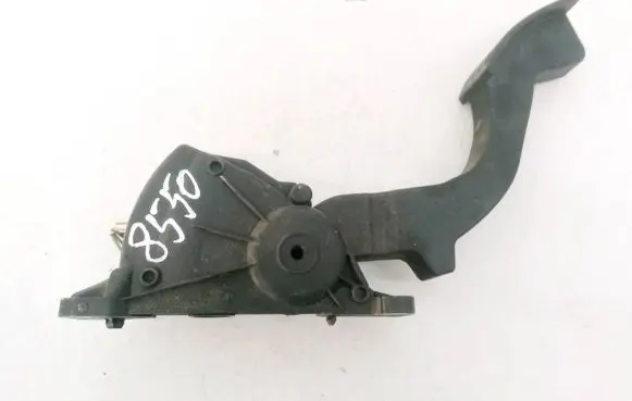 Ford Focus Accelerator throttle pedal