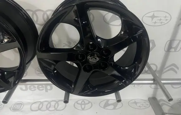 KIA Stonic R17 alloy rim 