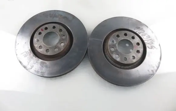 Audi A4 S4 B7 8E 8H Front brake disc