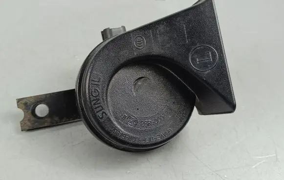 SsangYong Musso Horn signal 28R000589