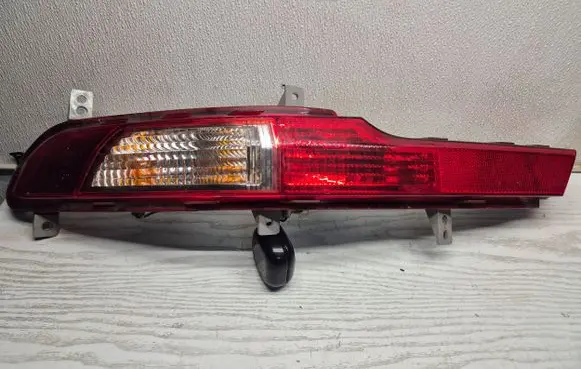 KIA Sportage Rear bumper light 92405-3U3