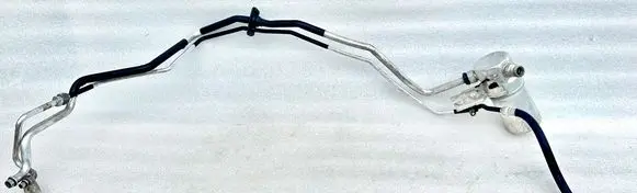 Audi A8 S8 D2 4D Air conditioning (A/C) pipe/hose 4D1260712B 4D0820193A