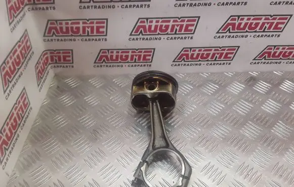 Land Rover Range Rover L322 Piston with connecting rod