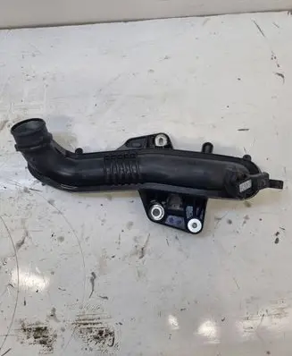 Audi A4 S4 B8 8K Intercooler hose/pipe 8K0145673L