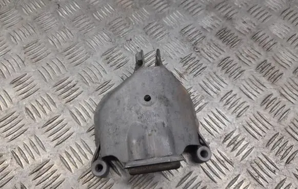 Audi A8 S8 D4 4H Engine mounting bracket 4G0399060E