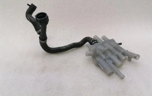 Porsche Taycan 9J1 Oil cooling pipe 9J1121187D