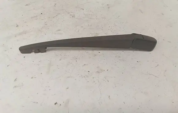 Honda CR-V Rear wiper blade arm
