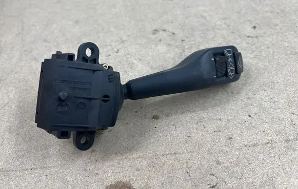 BMW 5 E39 Wiper control stalk 8375408 01204030