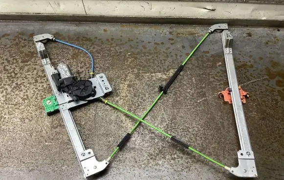 Peugeot Expert Rear door window regulator with motor 401786A8 440787E