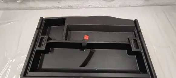Maserati Levante Glove box in trunk 670040700