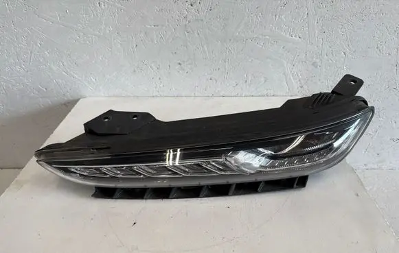 Hyundai Kona I LED Daytime headlight 92207J90