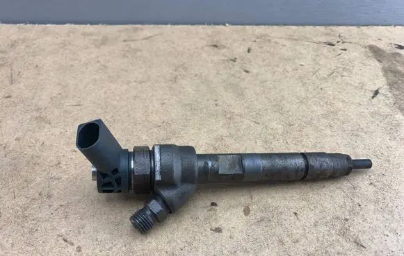 BMW 5 F10 F11 Fuel injector 13537810702 13538576298 13538572474