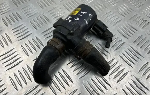 Volkswagen Touareg I Electric auxiliary coolant/water pump 7L0965561L