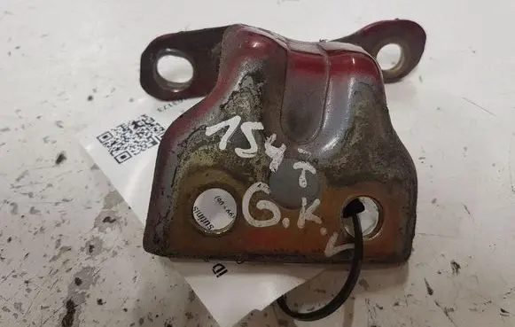KIA Carens I Rear door upper hinge