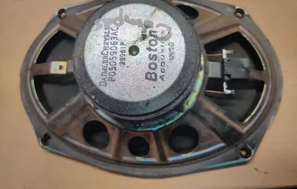 Jeep Compass Front door speaker P05059063AC