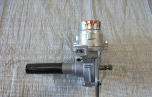 Suzuki Swift III Electric power steering pump 3139053R