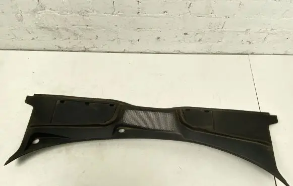 Audi A5 Wiper trim 8W1819403
