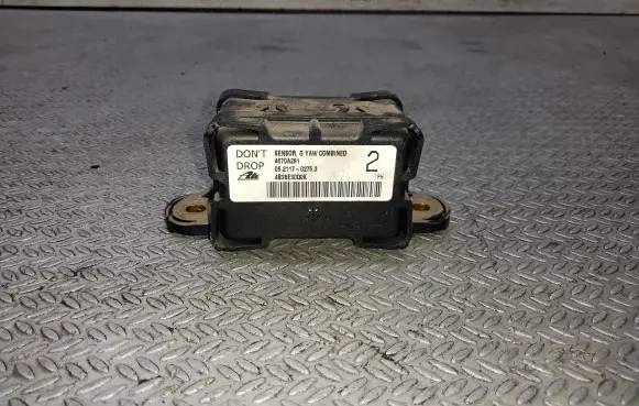 Mitsubishi Grandis ESP acceleration yaw rate sensor 4670A281