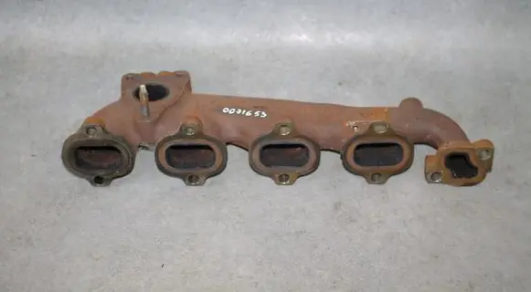 Nissan Qashqai Exhaust manifold 140045202R