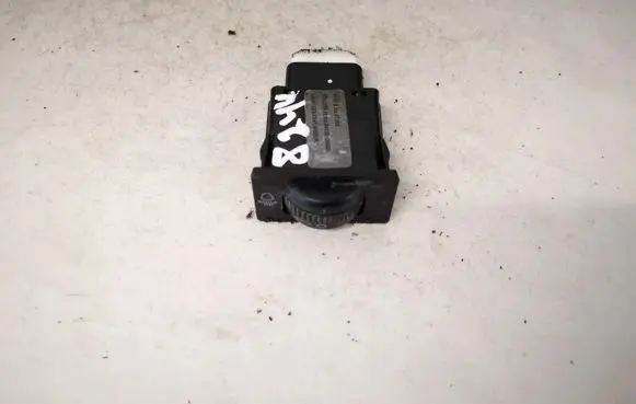 Toyota Avensis T250 Headlight level height control switch 8415205050 84152-05050