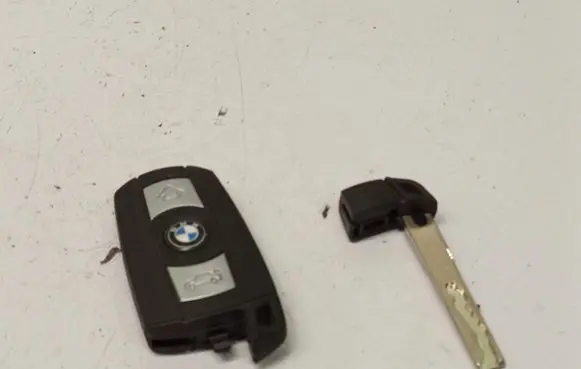 Ignition key/card