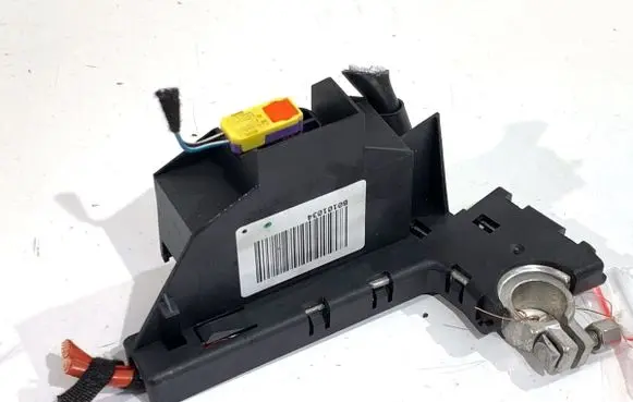 Audi A4 S4 B8 8K Positive cable (battery) 8J0915459