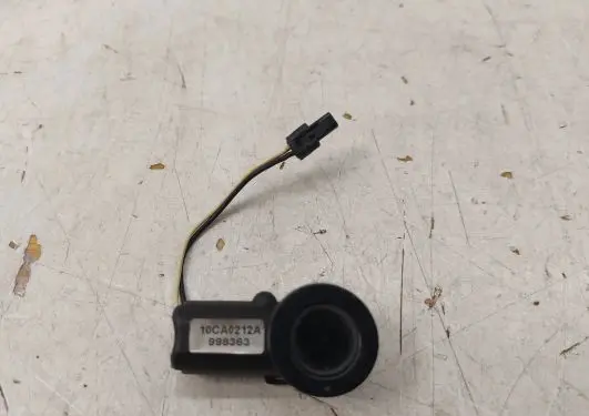 Toyota Avensis T270 Front parking sensor holder (PDC) 10CA0212A
