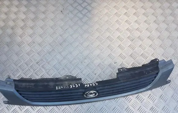 Mazda 323 F Front grill