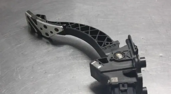 Mitsubishi Outlander Accelerator throttle pedal 1600A180 17283B