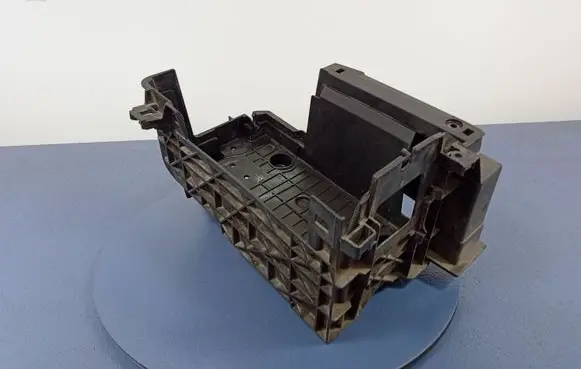 Battery box tray