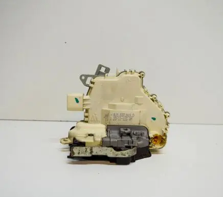 Audi A6 S6 C7 4G Coupe door lock (next to the handle) 8J1837015D