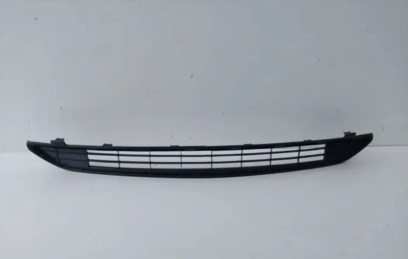 Toyota RAV 4 (XA40) Front bumper lower grill 5311242100