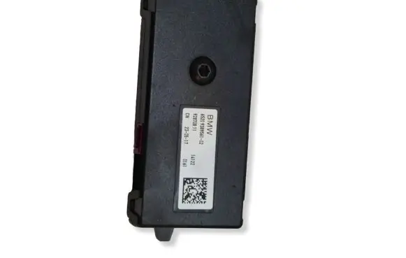 BMW 5 G30 G31 G38 Aerial antenna amplifier 9389561 14122 92870811