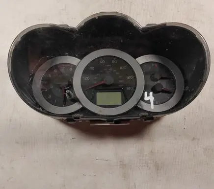Toyota RAV 4 (XA30) Speedometer (instrument cluster) 8380042C30