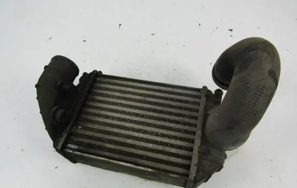 Volkswagen PASSAT B5.5 Intercooler radiator 059145805