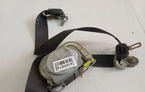 Mazda 6 Front seatbelt 0431093