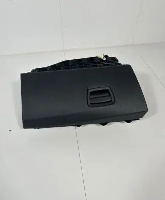 BMW 5 F10 F11 Glove box set 9173907