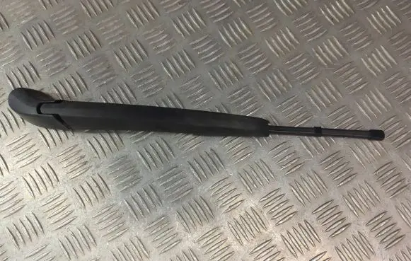 BMW X1 F48 F49 Rear wiper blade arm