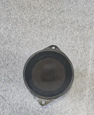 Chrysler Town u0026 Country V Panel speaker 05064120AB