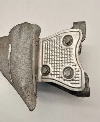 Audi A7 S7 4G Engine mounting bracket 8K0199307