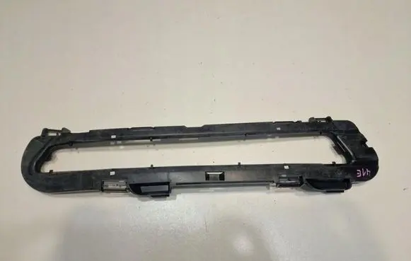 Ford Mondeo MK IV Fog light bracket BS7115266A