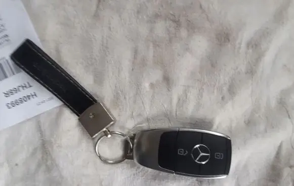 Mercedes-Benz A W177 Ignition key/card A1779051303