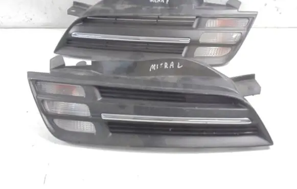 Nissan Micra Front bumper lower grill 62330AX600