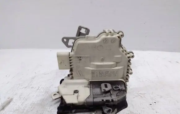 Audi A6 S6 C7 4G Front door lock 8J2837015C