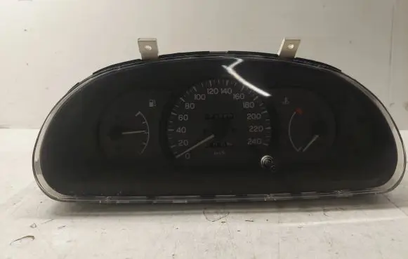 Mitsubishi Colt Speedometer (instrument cluster) MR168064 777850