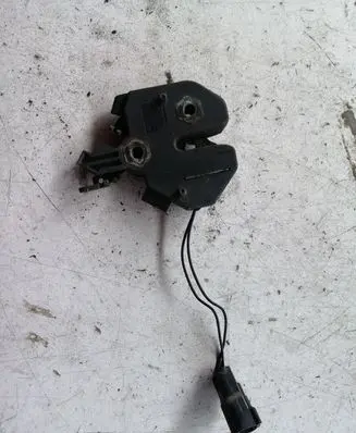 Volvo XC70 Engine bonnet/hood lock/catch 9483785 7890 9483764LARM
