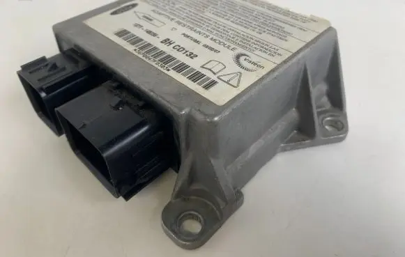 Ford Mondeo Mk III Airbag control unit/module 1S7T148056