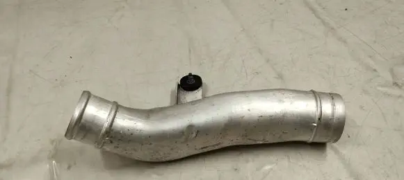Porsche Cayenne (92A) Intercooler hose/pipe 7l8129654a
