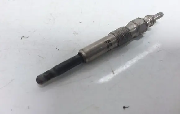 Renault Scenic I Glow plug 0100226227
